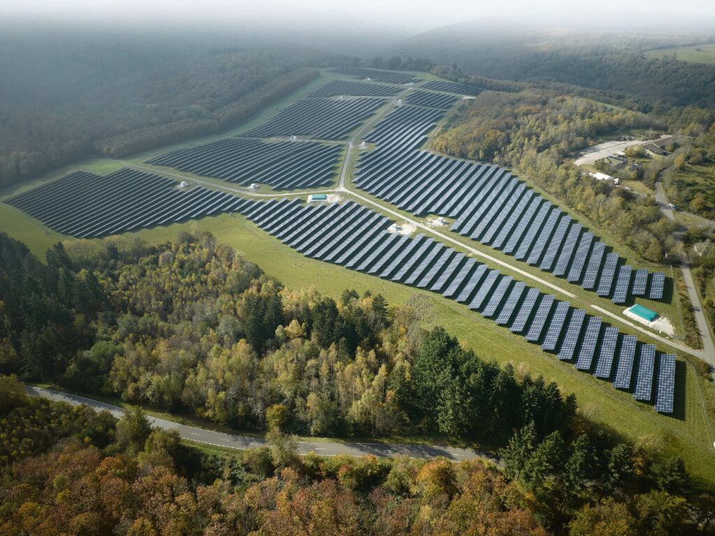 Solarbranche setzt auf KI: Mehr Effizienz und Automatisierung dank Datenanalyse