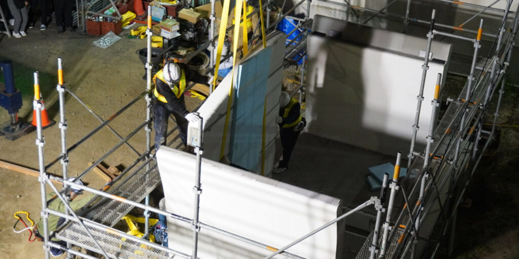 Wie Japan den Bau von Bahnhofsgebäuden automatisiert