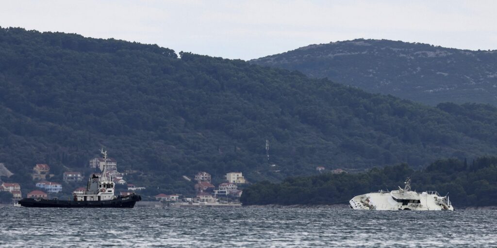 Fähre sinkt vor Zadar