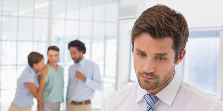 Intrigen im Job: Wann sie sogar nützlich sind