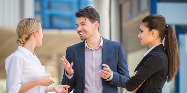 10 No-Gos: Was man im Job besser nicht den Kollegen sagt