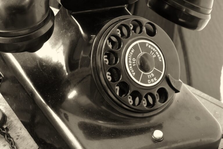 Computer am ISDN-Telefon erleichtert die Arbeit