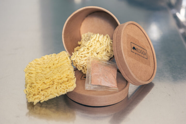Ersetzen Verpackungen aus Eierschalen bald Tütensuppen-Müll?