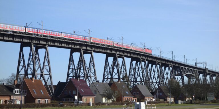 Union sieht lange Durststrecke für Bahnreisende