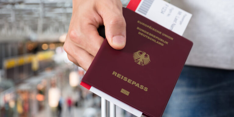 Flughafen 2.0: Warum Ihr Gesicht bald die einzige Bordkarte ist