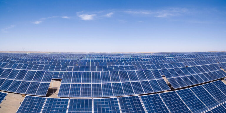 China baut doppelt so viel Wind- und Solarkapazität wie der Rest der Welt zusammen