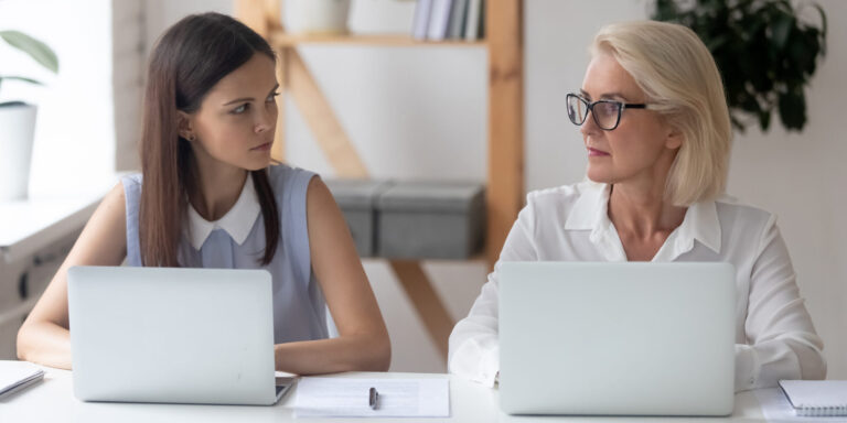 Jung gegen Alt: Welche Generationen sind  heute auf dem Arbeitsmarkt vertreten?