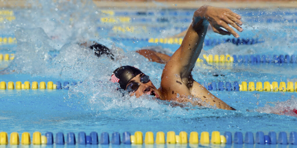 Schwimmer im Becken