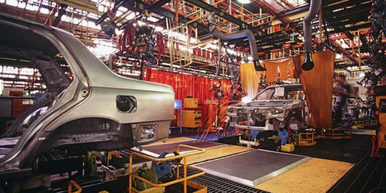 Die Fahrzeugbranche braucht künftig weniger klassische Ingenieure