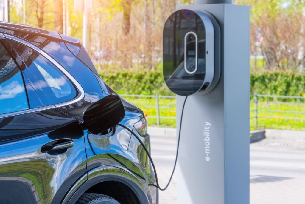 Während die E-Mobilität in Europa nur langsam Marktanteile gewinnt, ist die Dynamik in anderen Teilen der Welt viel größer, so zum Beispiel in Afrika. Foto: PantherMedia / aapsky
