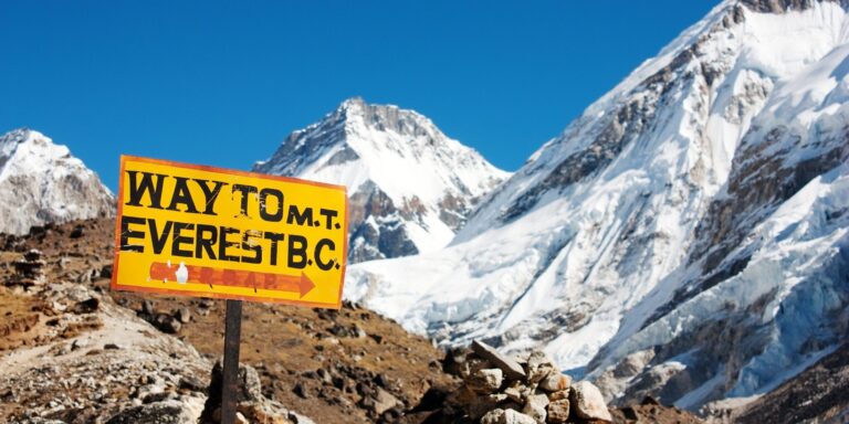Flusserosionen lassen den Mount Everest wachsen