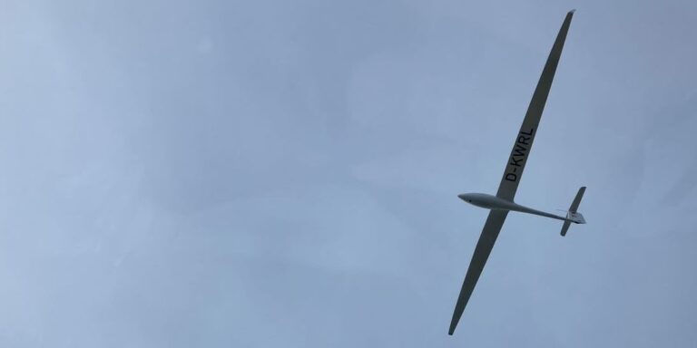 Segelflugzeug kehrt nicht zurück: Ingenieure lösen altes Problem