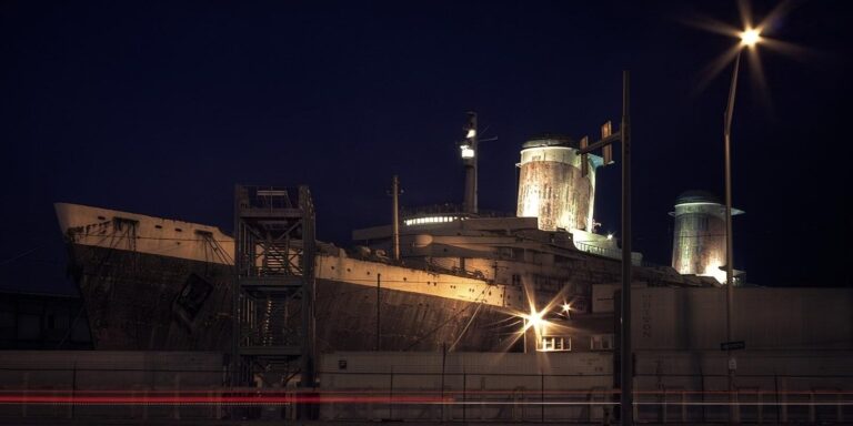 SS United States: Einst schnellstes Passagierschiff, bald größtes künstliches Riff der Welt