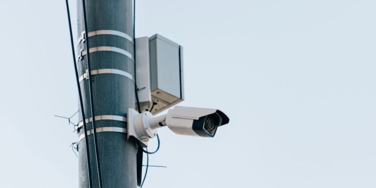 Videoüberwachung mit KI: Sicherheit oder Eingriff ins Grundrecht?