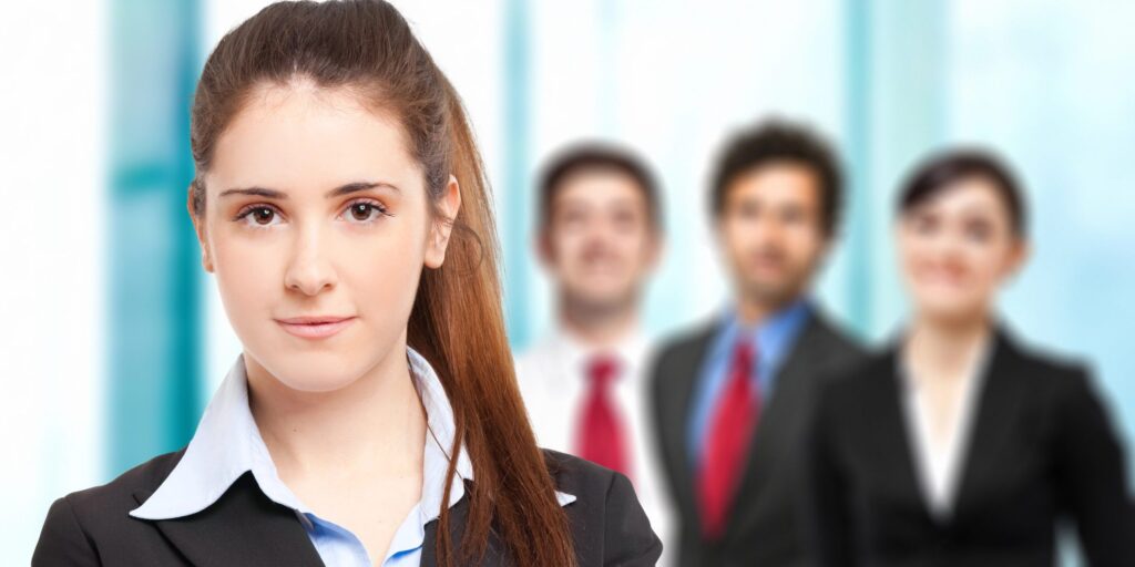 Junge Frau als berufseinsteigerin