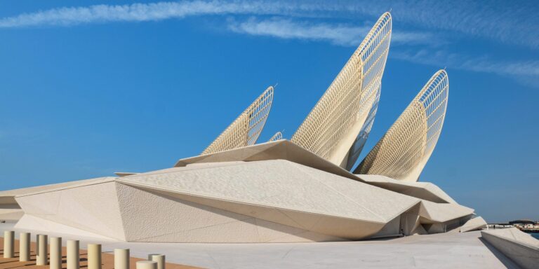 Wie ein gigantischer Kran das Zayed National Museum ermöglichte
