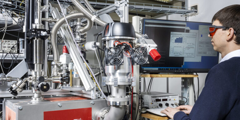 Quanten- trifft Kernphysik: Kommen nun die präzisesten Uhren der Welt?