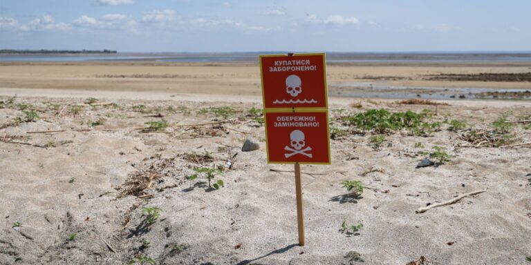 Wasser als Waffe: Der Dammbruch in der Ukraine und seine Folgen